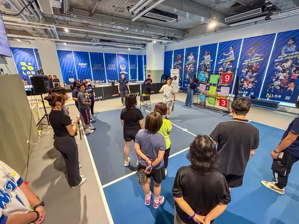 3HK — Free 3-month Apple Watch trial for selected 3 customers who participate in the Apple Watch and Pickleball experience activity.